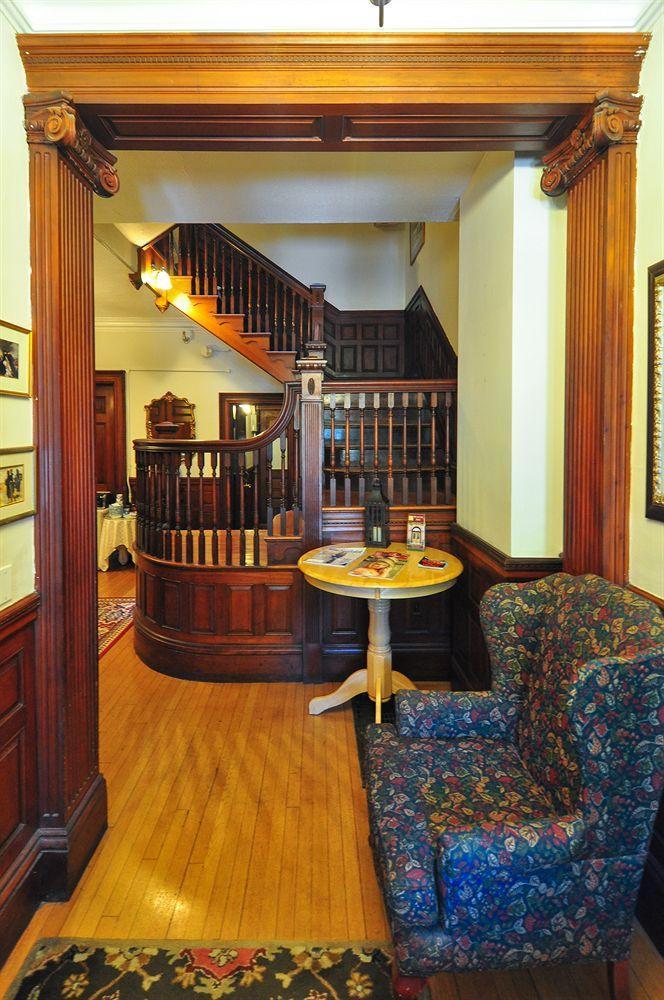 Beacon Inn 1087 Brookline Exterior foto